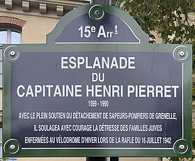 Voir la plaque.