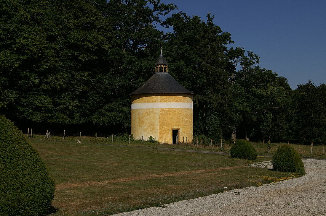 Taubenturm Château du Bois-Bide