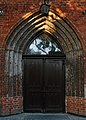 Kościół p.w. Świętego Krzyża w Pruszczu Gdańskim, portal. Camera location 54° 15′ 27″ N, 18° 37′ 59″ E  View all coordinates using: OpenStreetMap