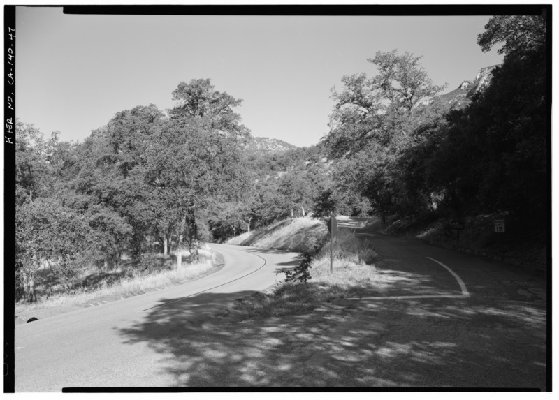 File:ROAD VIEW AT CAMMERER WAY, FACING WEST - Generals Highway, Three Rivers, Tulare County, CA HAER CAL,54-THRIV.V,2-47.tif