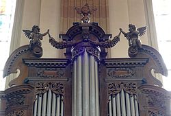 Partie supérieure de l'orgue de chœur