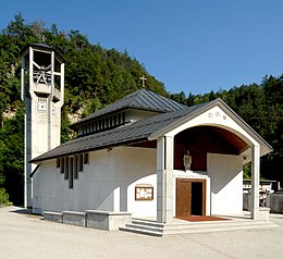 L'église paroissiale de Resiutta Saint Martin 14072007 01.jpg