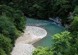 Fluss Tekhura bei Nokalakevi Nokalakevi (Foto A. Muhranoff, 2011) .jpg
