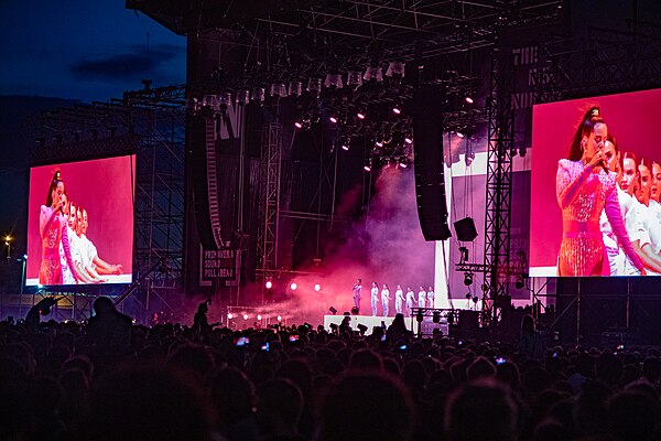 Rosalía performing at Primavera Sound in 2019 during El Mal Querer Tour