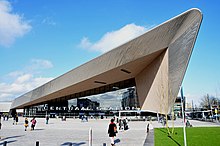 Rotterdam's new Central Station reopened in March 2014, designed to handle up to 320,000 passengers daily. Rtd CS-III.JPG
