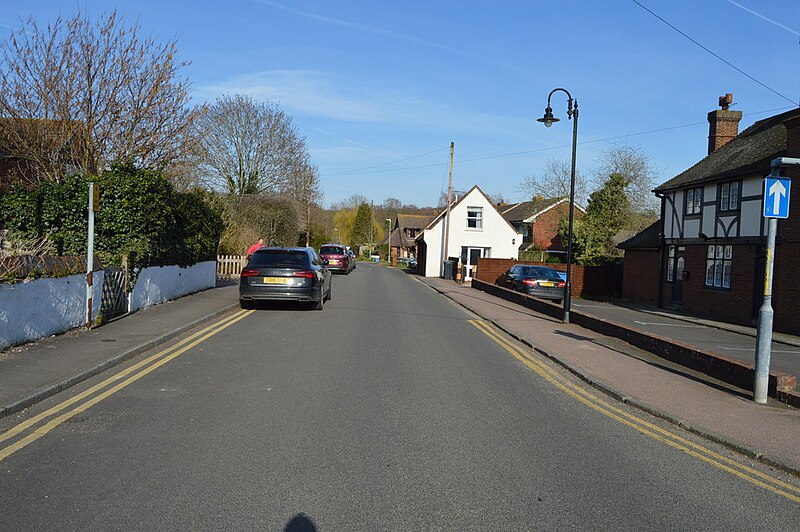 File:Ruckinge Rd - geograph.org.uk - 5849412.jpg