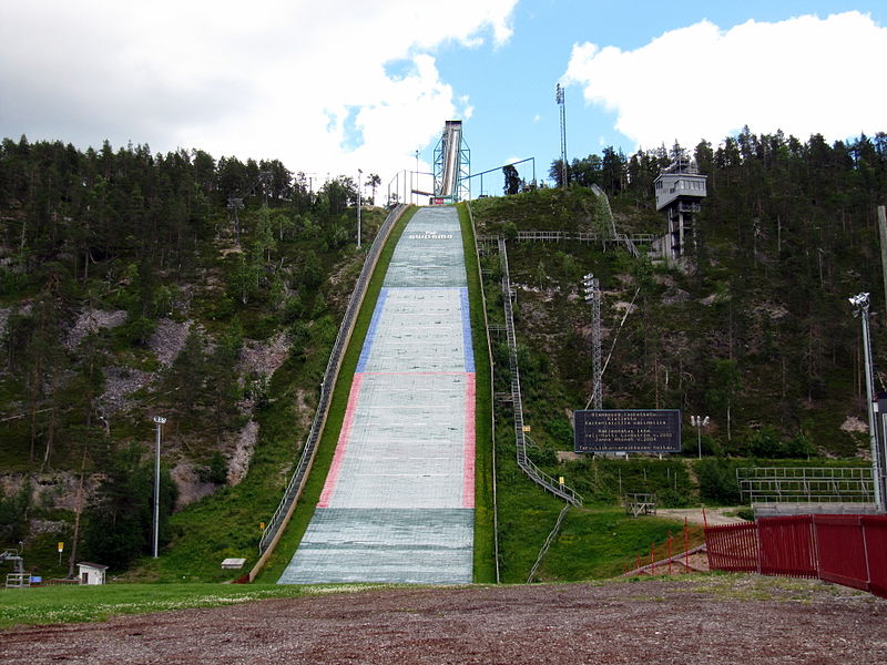 File:Ruka International Skijumping Hill.jpg