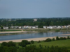 Saint-Florent - Kilátás a Loire-ra és Varades quais-jára.JPG