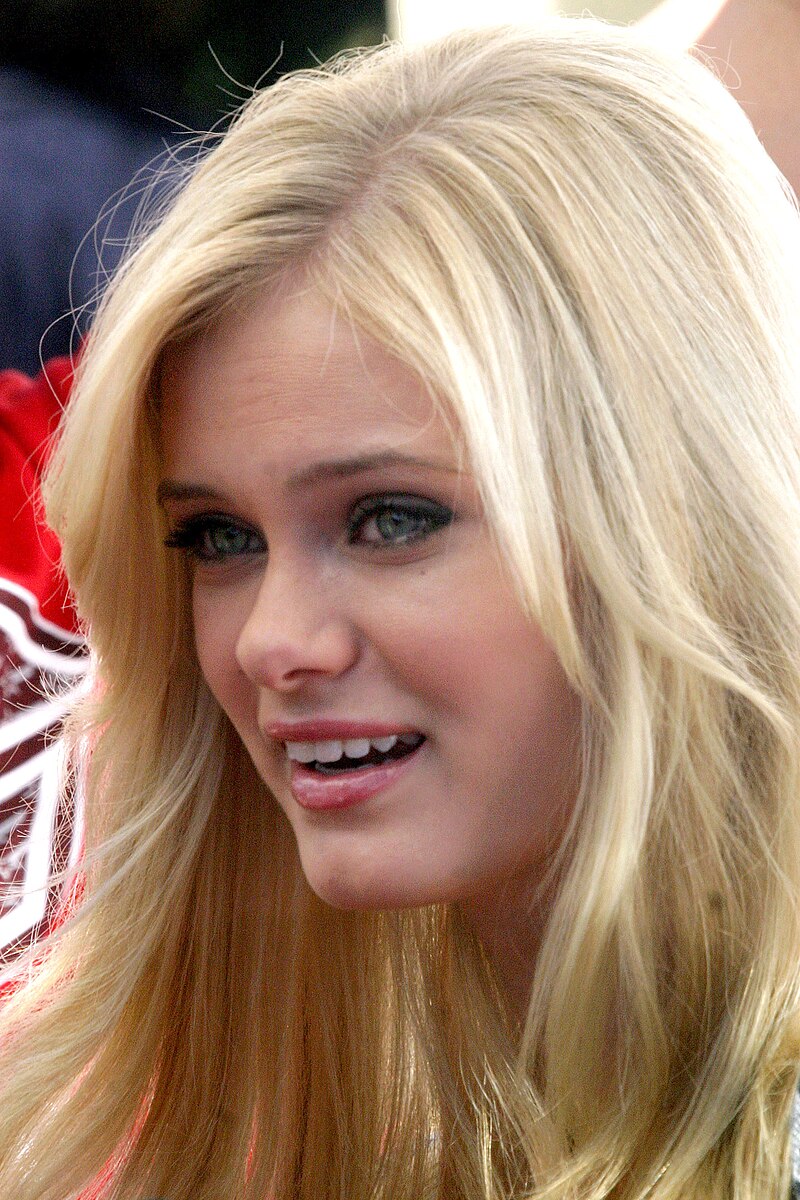 Sara Paxton - Wikipedia