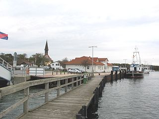 <span class="mw-page-title-main">Schaprode</span> Municipality in Mecklenburg-Vorpommern, Germany