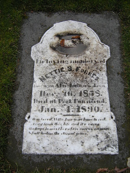File:Seattle - Lake View Cemetery - old gravestone 08.jpg