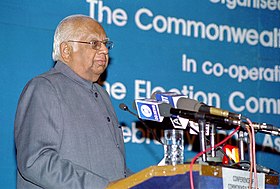 Somnath Chatterjee speaking at the inauguration of the Eighth meeting of the Commonwealth Chief Election Officers, organised by the Election Commission of India in co-ordination with the Commonwealth Secretariat, in New Delhi.jpg
