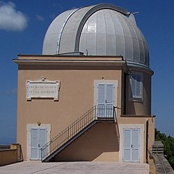 Cupola del telescopio posizionato sul tetto del Palazzo Pontificio