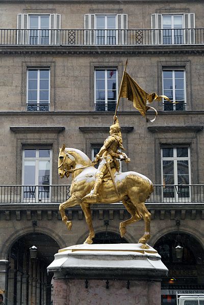 File:Statue of Jeanne d'Arc in Paris, Rue de Rivoli March 12, 2013.jpg