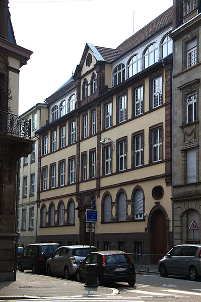 File:Strasbourg 4 rue Baldung Grien.jpg