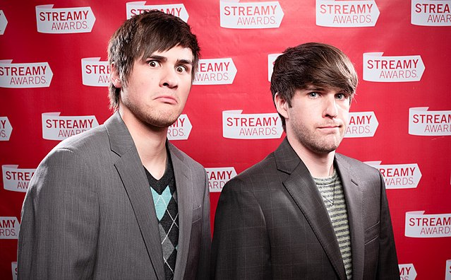 Padilla (left) and Hecox (right) at the 2nd Streamy Awards in 2010