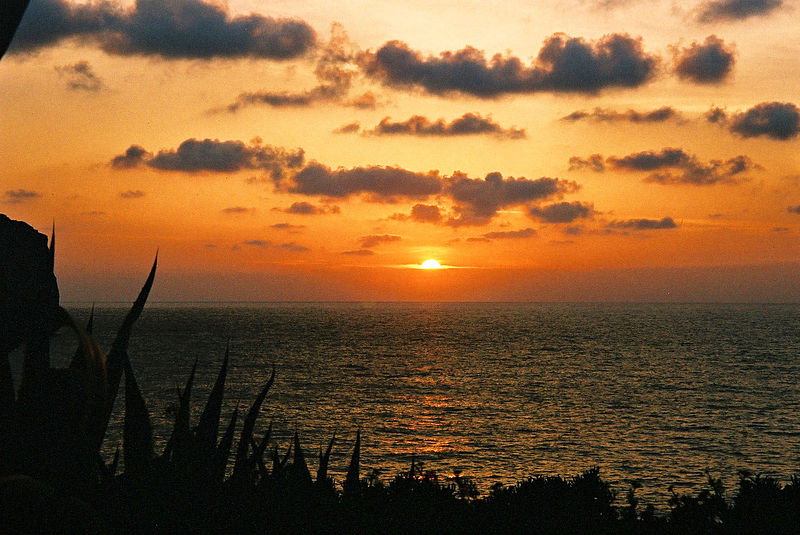 File:Sunset-Sicilia-bjs-1.jpg