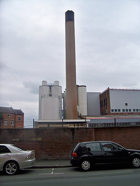 File:Tetley's brewery, Leeds (10th May 2010) 011.jpg