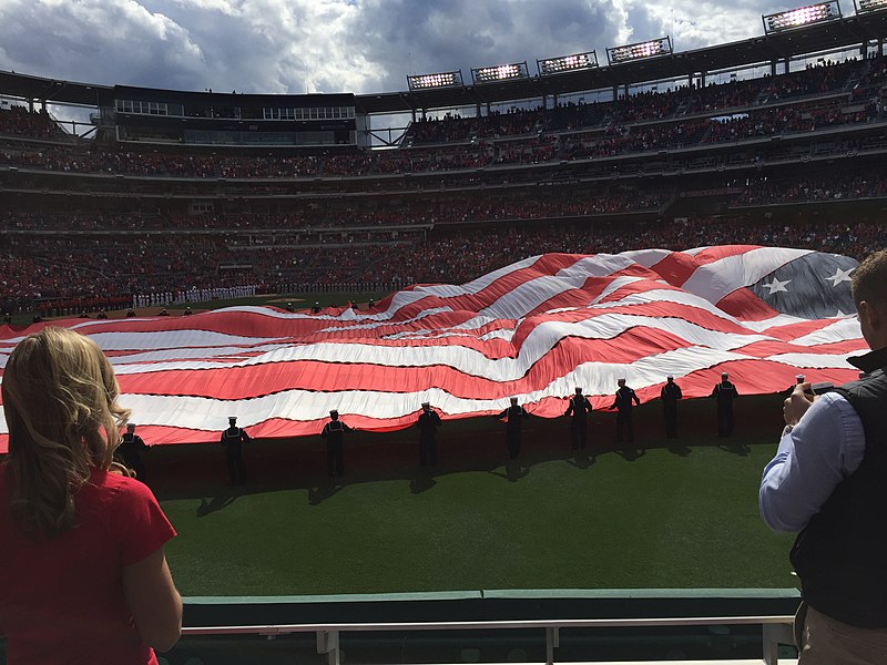 File:The American Flag in the outfield.jpg