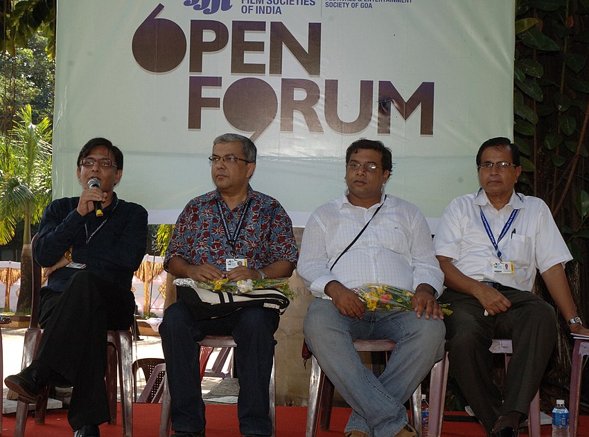 The Film Maker, Anwar Jamal addressing at an open forum, during the 42nd International Film Festival of India (IFFI-2011), in Panaji, Goa. The Film Critics, Sibal Chatterjee and Prashant Kashyap are also seen.jpg