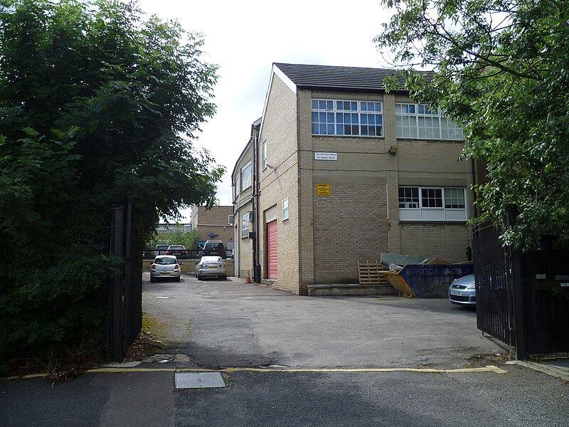 File:The Old Print Works, Tapster Street, Chipping Barnet.JPG