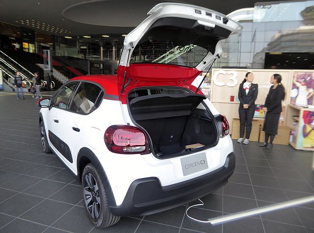 2017 Citroën C3 pictured, a tailgate hinged at the roof is a predominant characteristic of hatchbacks, estates/station wagons, and liftbacks