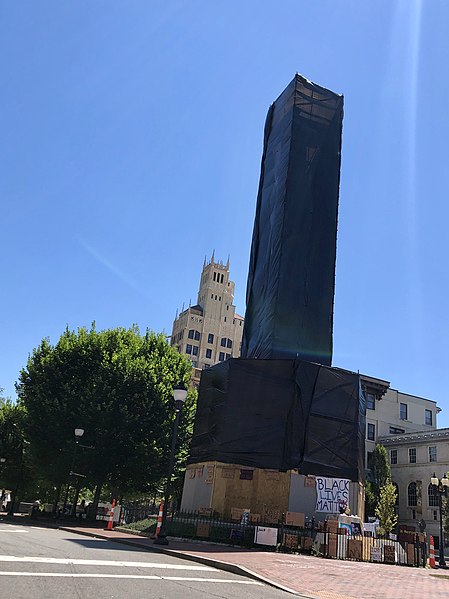 File:The shrouded Vance Monument, Black Lives Matter, Asheville, NC (50159287598).jpg