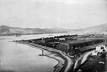 The pipi beds along Thorndon Quay to Pipitea Point, 1860s Thorndon and Pipitea Point in the 1860s.jpg