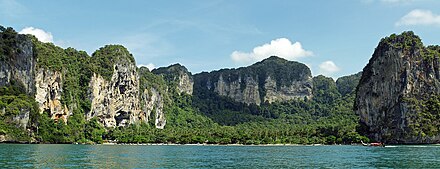Ton Sai Bay