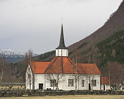 Tresfjords kyrka