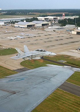 F/A-18 Hornet - NAS Oceana (vue aérienne)