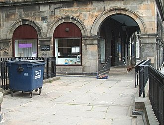 Entrance to the Quaker Meeting House, Edinburgh Victoria Terrace - geograph.org.uk - 485688.jpg