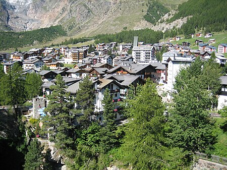 Vue sur Saas-Fee.JPG