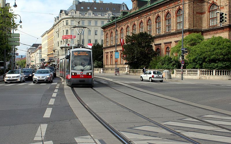 File:Wien-wl-sl-40-b1-872425.jpg