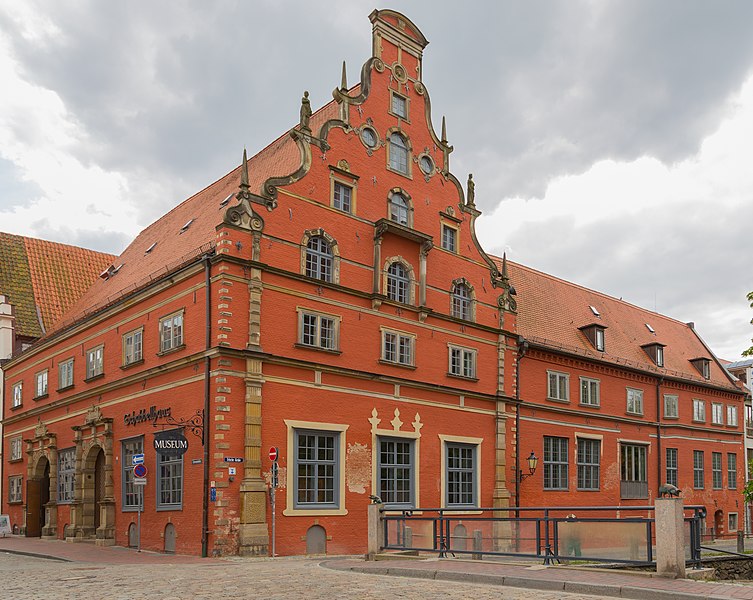 File:Wismar Schabbellhaus 30.jpg