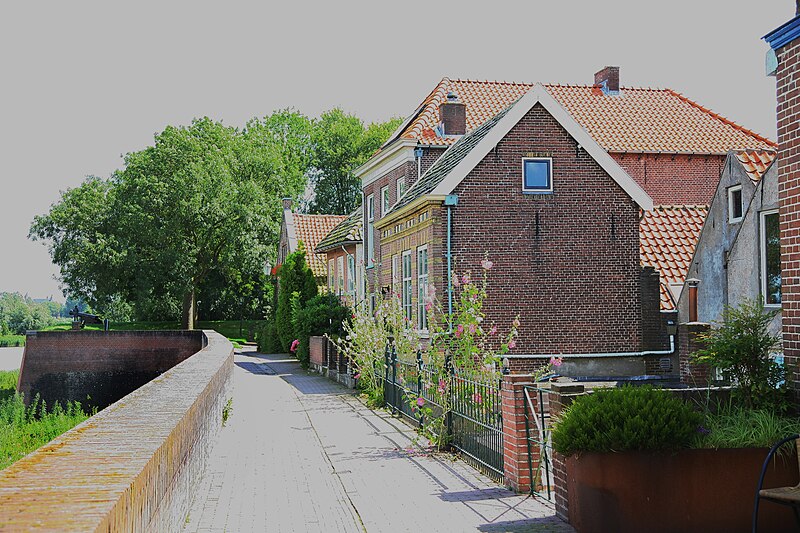 File:Woudrichem (86) (51928046753).jpg