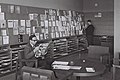 Yitchak Navon Knesset library 13-12-1966.jpg
