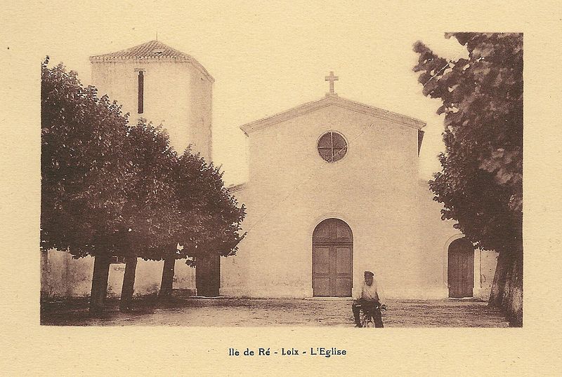 File:Île de Ré-FR-17-Loix-l'église.jpg