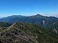 農鳥岳からの悪沢岳と塩見岳