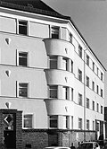 Individual monument and aggregate: Seven multi-family houses in a residential complex (see also aggregate document - Obj. 09305888, Kuntzschmannstraße 1-15)