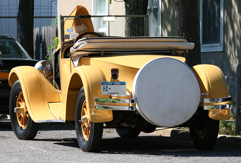 File:1927 Franklin boattail rear.jpg