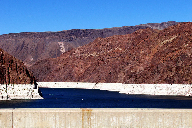 File:2006-08-17 - Road Trip - Day 25 - United States - Nevada - Hoover Dam - Lake 4889509354.jpg