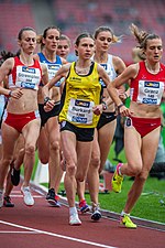 2018 DM Athletics - 1500 meter run women - by 2eight - 8SC0047.jpg