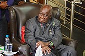 Kenneth Kaunda: Origines et formation, Parcours politique, Dernières années et mort