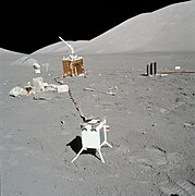 Apollo 17 տիեզերանաւը՝ լուսնին վրայ կատարած հետազօտութիւններու ընթացքին: