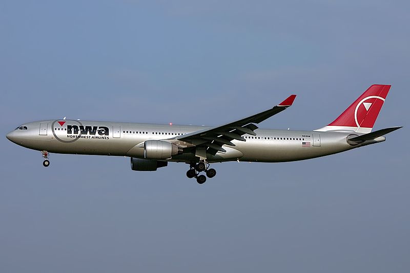 File:Airbus A330-323X, Northwest Airlines JP6582993.jpg