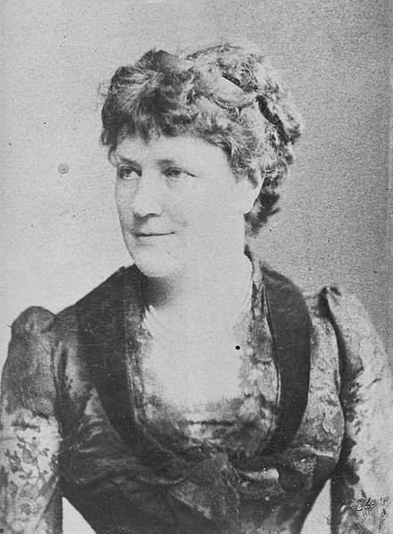 File:Amalie Joachim,Photographie von J. C. Schaarwächter.jpg