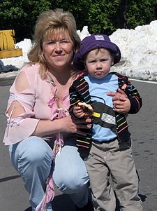 Anfisa Rezcovová s vnukem v roce 2009