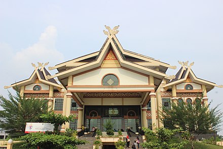 Anjung Seni Idrus Tintin, Pekanbaru