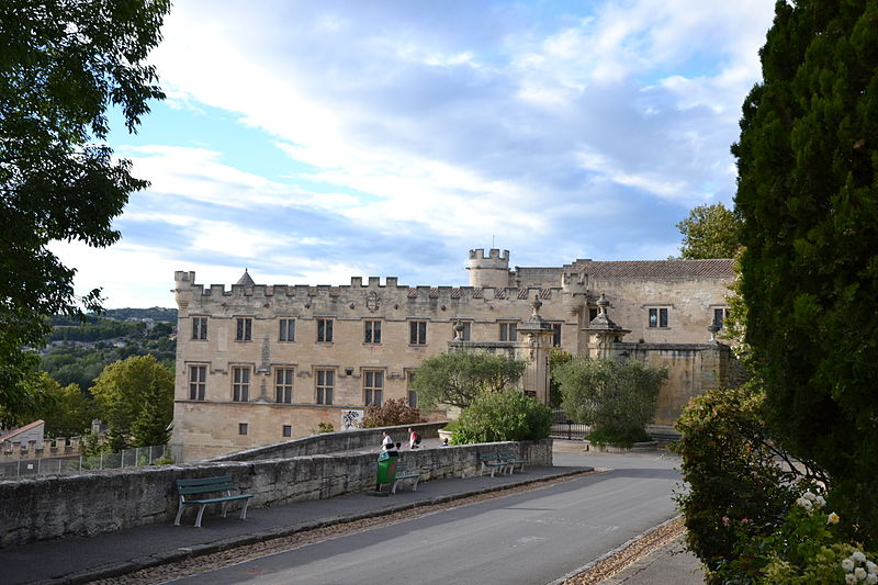 File:Avignon - Petit palais.JPG